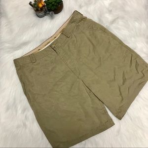 Tommy Bahama Khaki Shorts Men’s 34